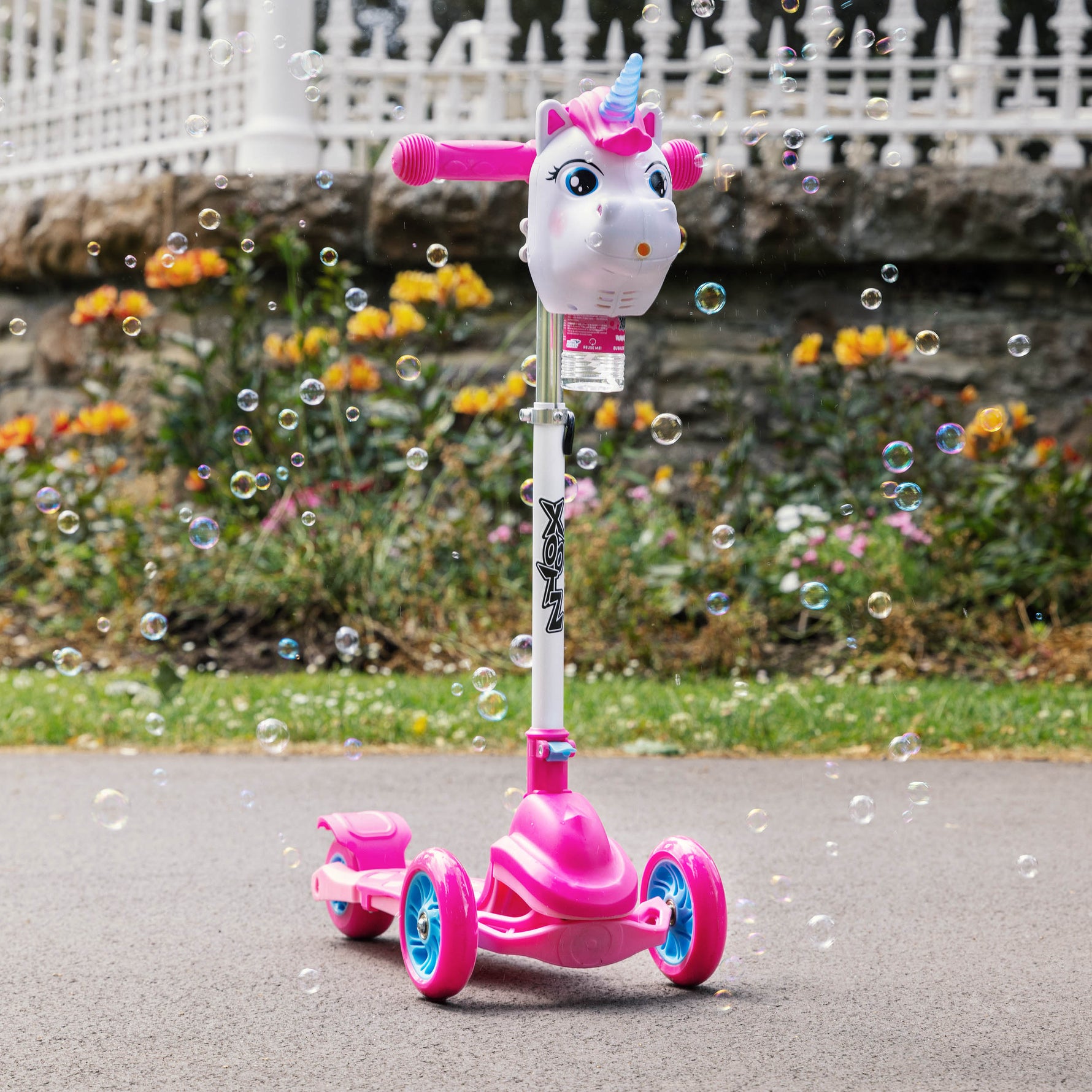 Xootz Unicorn Bubble Go Scooter – White